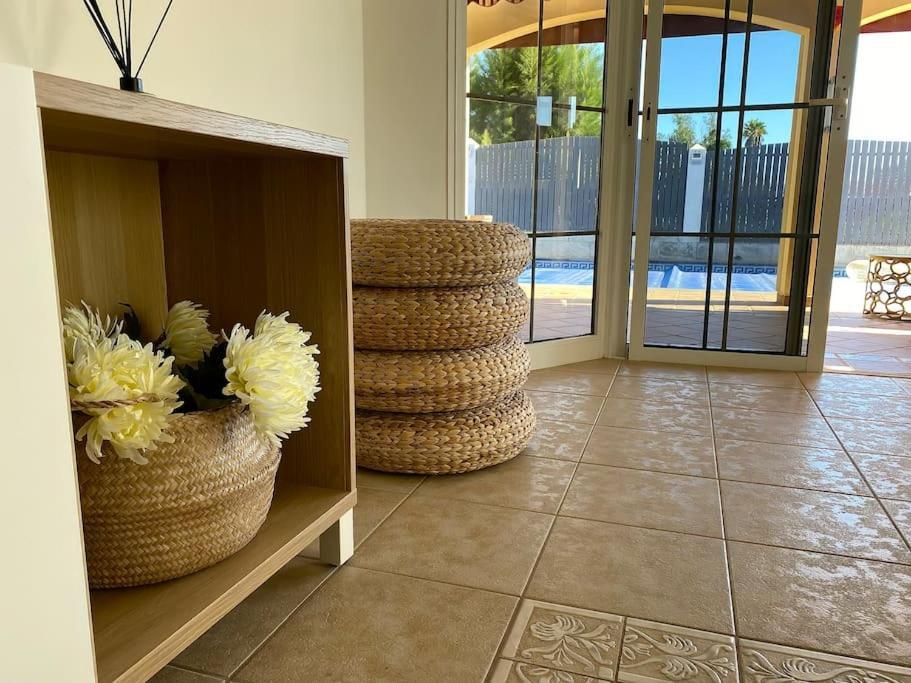 Comfortable Family House With Pool And Jacuzzi コスタ・デ・アンティグア エクステリア 写真
