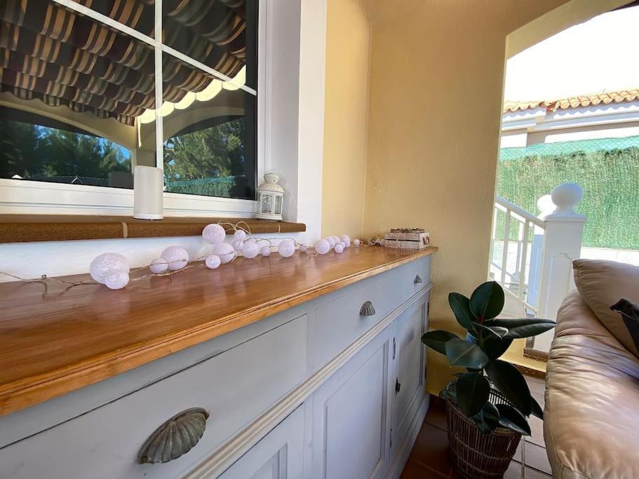 Comfortable Family House With Pool And Jacuzzi コスタ・デ・アンティグア エクステリア 写真