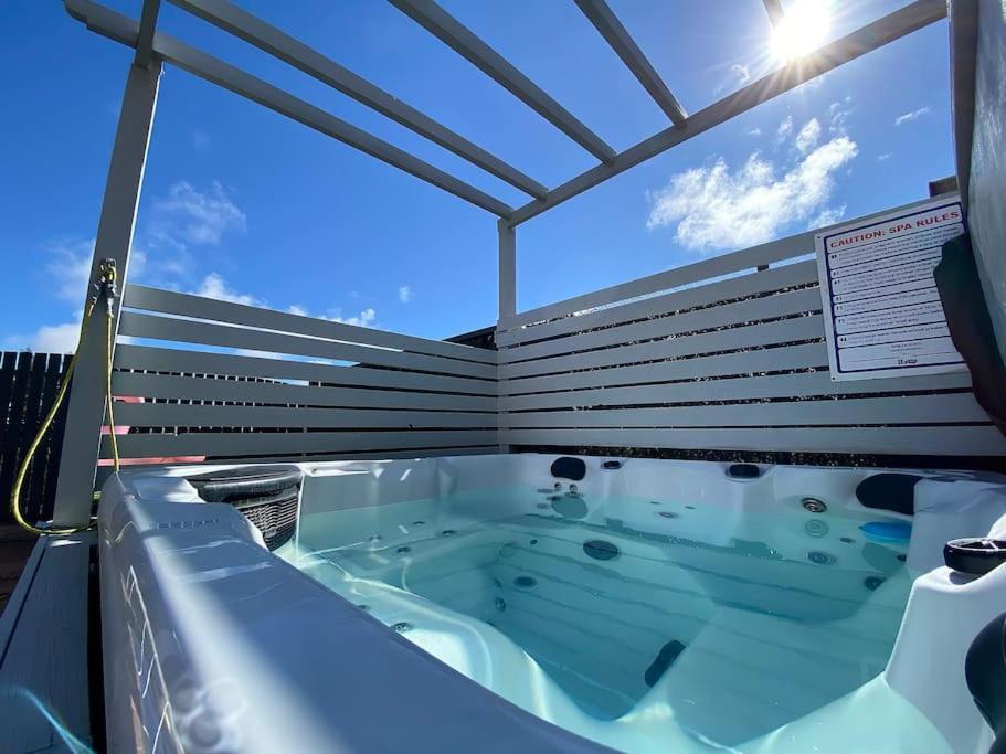 Comfortable Family House With Pool And Jacuzzi コスタ・デ・アンティグア エクステリア 写真